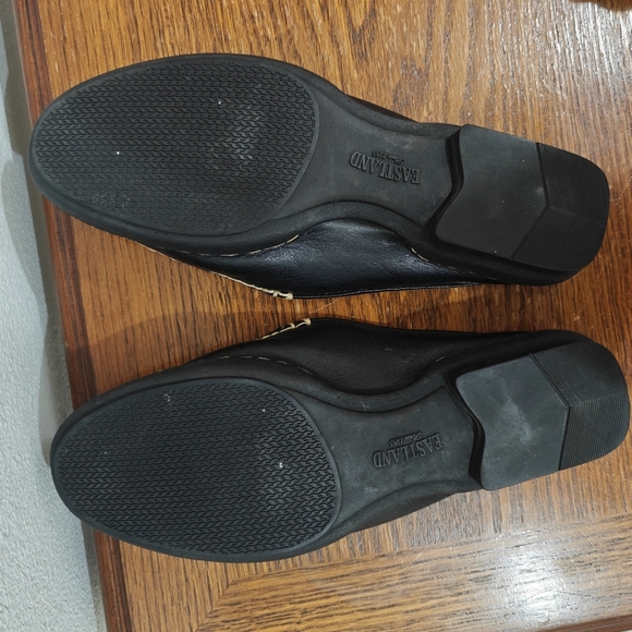 Eastland Leather Embroidered Mules 9 M Medium Width Flat Black Old Money - Picture 10 of 14